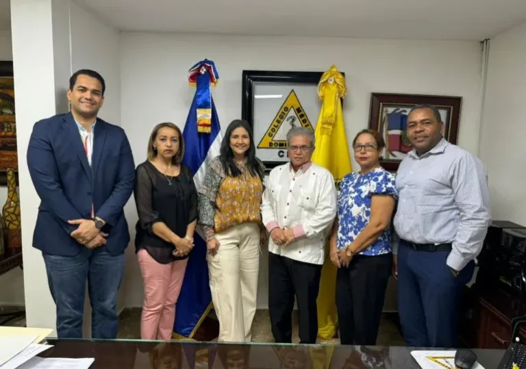 Organizaciones de pacientes y CDM gestionarán mejoras atención salud