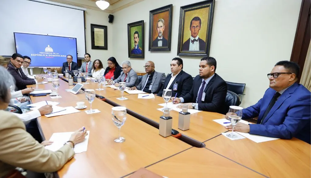 Retomarán proyecto para brindar atención de salud en las escuelas 