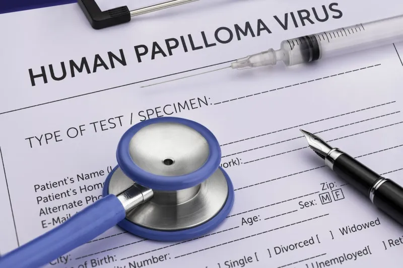 La vacunación contra VPH podría prevenir hasta 6 tipos de cáncer que afectan a hombres y a mujeres