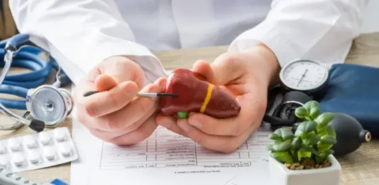 OMS asegura el virus de la hepatitis mata a 3,500 personas por día