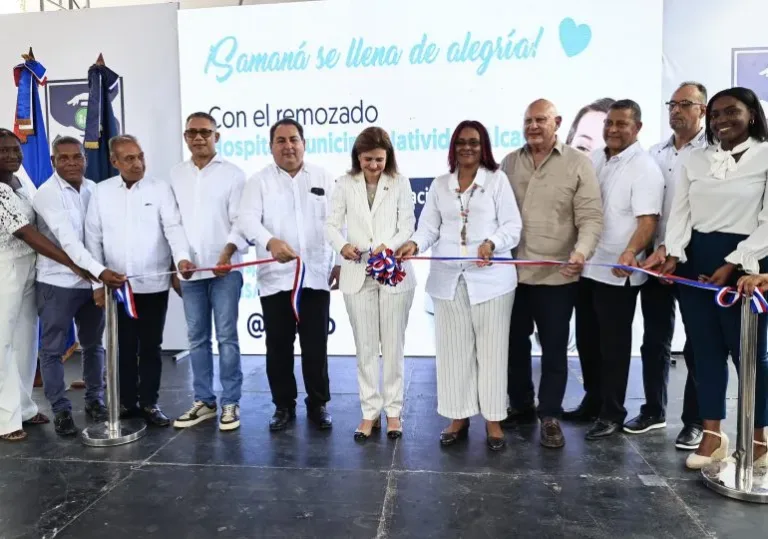 Vicepresidenta entrega Hospital Municipal de El Limón y un Centro de Primer Nivel en Samaná