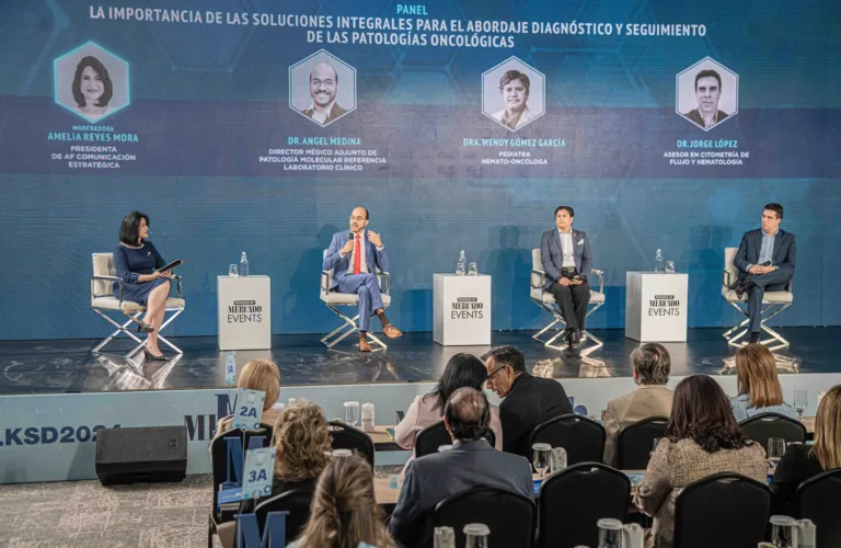 Durante-el-panel-sobre-diagnosticos-precisos-1-scaled.jpg