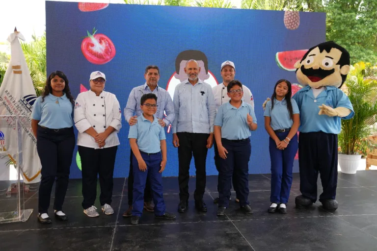 FOTO-LANZAMIENTO-MENU.jpeg