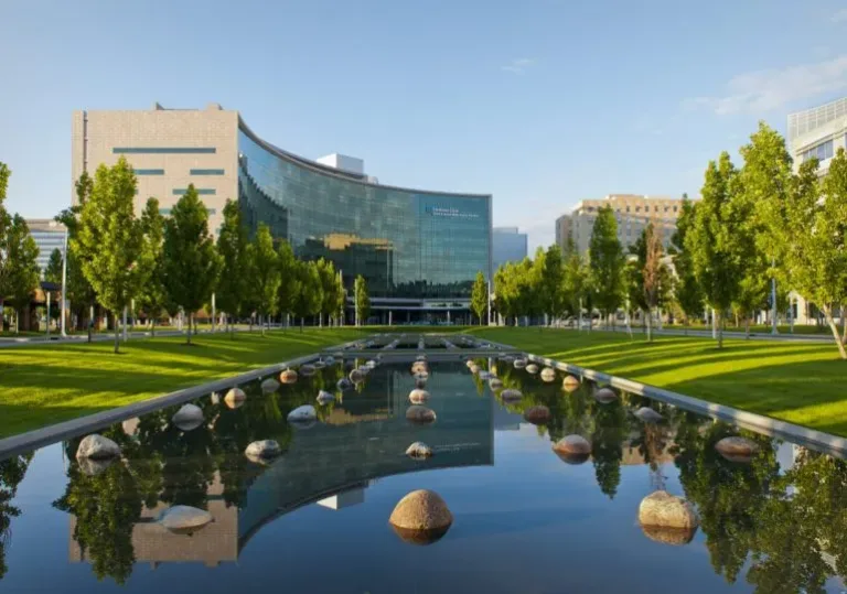 Newsweek califica a Cleveland Clinic como el Hospital Inteligente n.º 1 del mundo