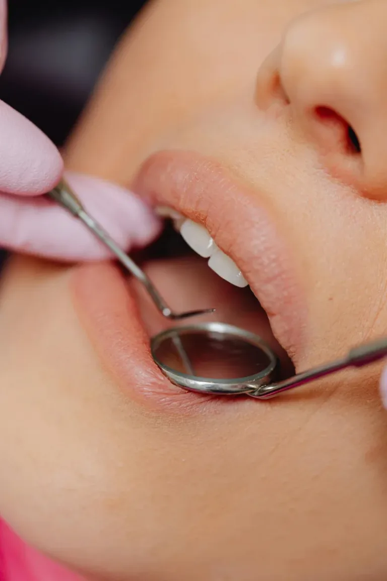 Aconsejan higiene bucal para prevenir enfermedades influidas por desequilibrio de la microbiota oral