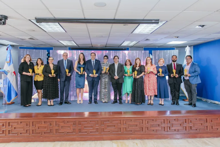 PRINCIPAL-PREMIACION-scaled.jpg