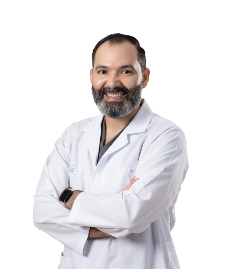 Doctor-Arnold-Camilootorrinolaringologo-cirujano-de-cabeza-y-cuello-rinologo-y-cirujano-facial-de-Hospiten-Santo-Domingo-scaled.jpg
