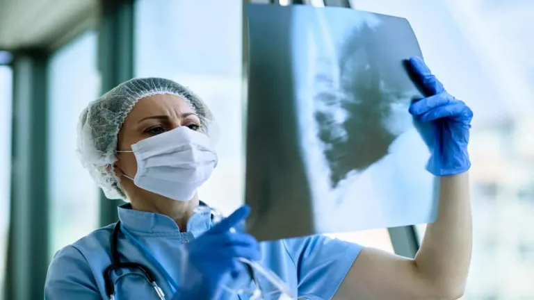 Silicosis, la enfermedad que resurge en España y se relaciona con las encimeras