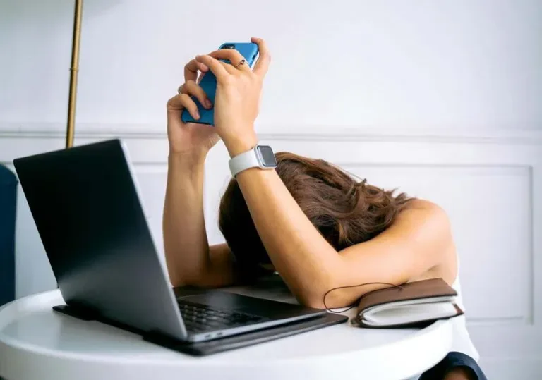 Del burnout digital al equilibrio emocional, el nuevo desafío empresarial