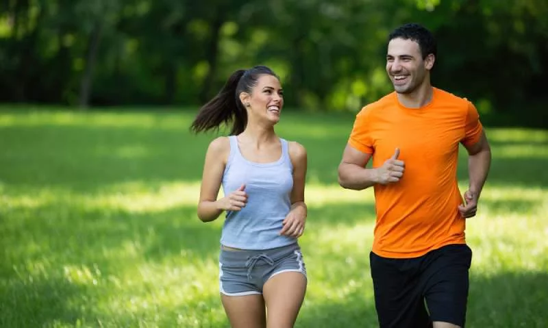 Solo 40 minutos de ejercicio al día transforman tu intestino y tu cerebro