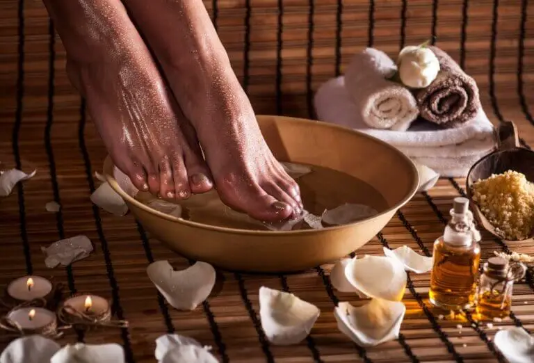 Remedios para eliminar los hongos en las uñas: mitos y verdades