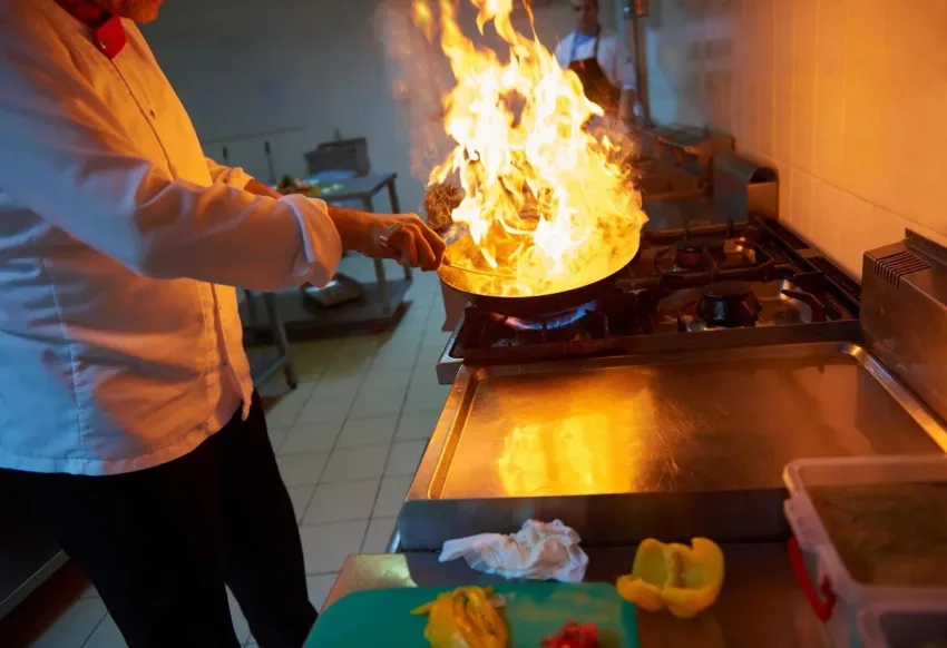 Cáncer de pulmón: cocineros y pintores, entre los más expuestos a mutaciones genéticas