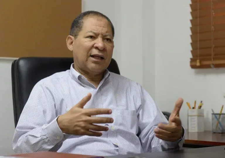 Analizan raíces del hombre agresor dominicano y alertan sobre fallas en prevención del feminicidio