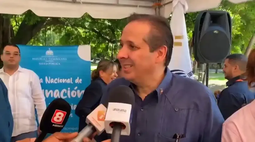 Ministro de Salud  afirma fue reanudada la  entrega de medicamentos de Alto Costo en el INCART