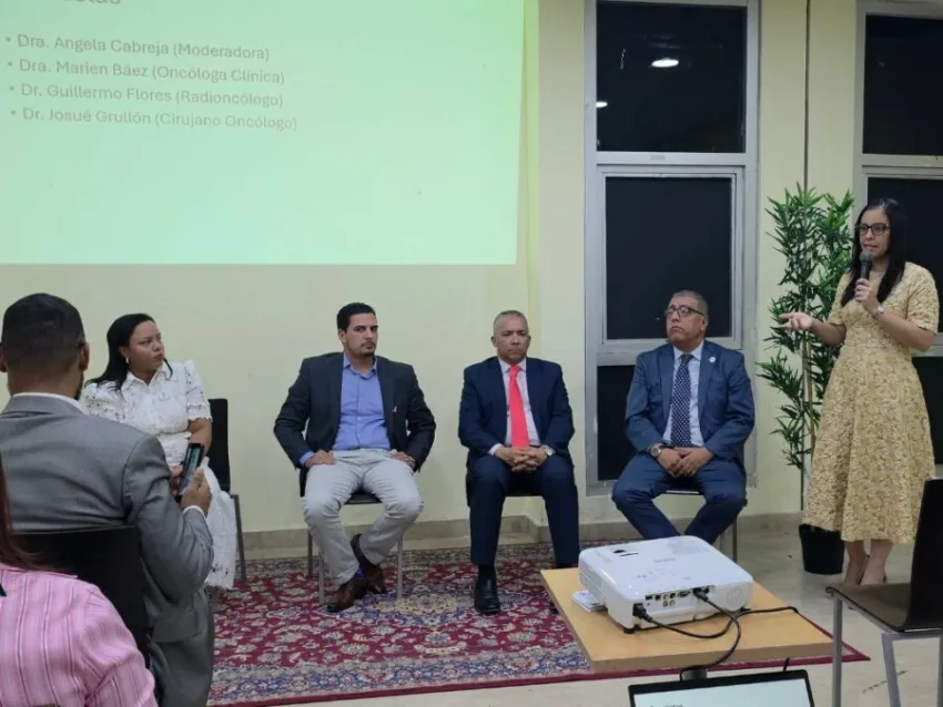 Médicos resaltan importancia tratamiento personalizado en cáncer