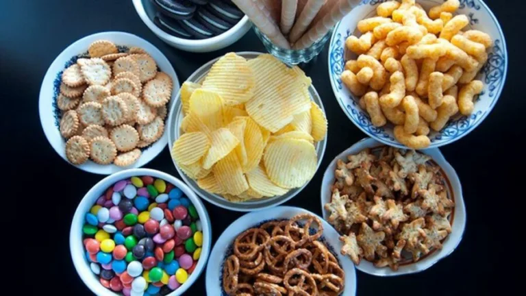 Consumir alimentos ultraprocesados afecta a la fertilidad humana y al desarrollo del feto