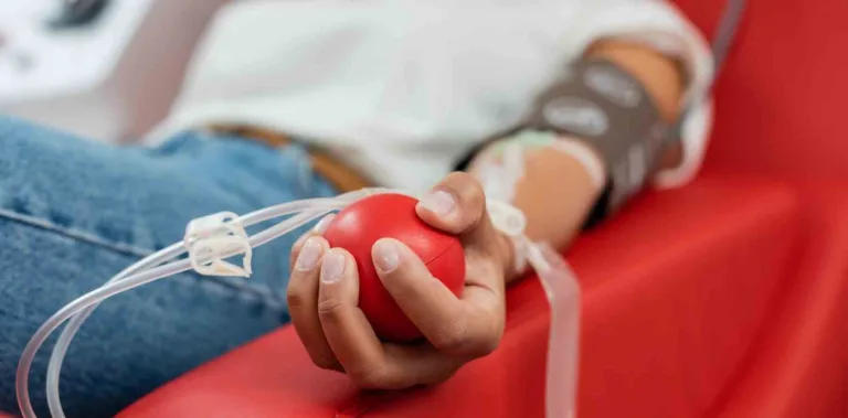 Tipos de sangre y compatibilidad: ¿Quién puede donar a quién?