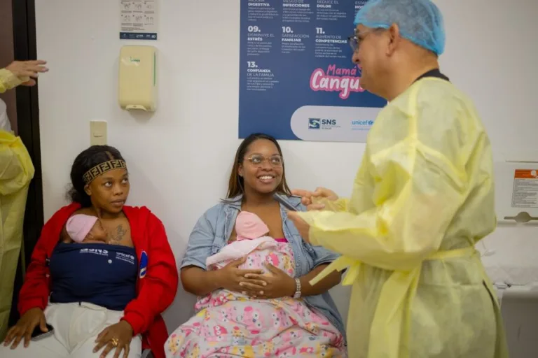 Piel con piel: la medicina que está cambiando la vida de bebés en RD