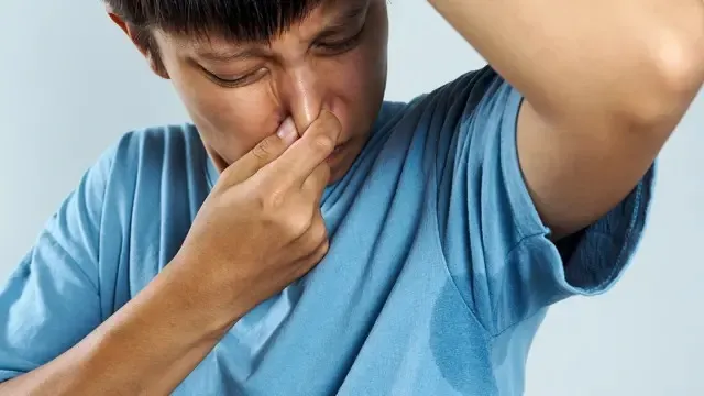 El olor corporal puede alertar sobre enfermedades graves, según la ciencia