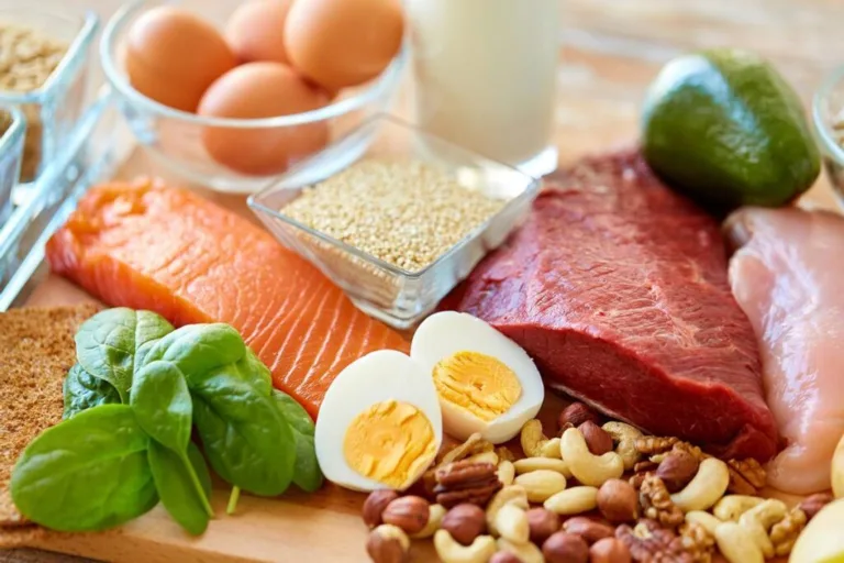 Señales que muestran un consumo insuficiente de proteína y sus efectos en la masa muscular 