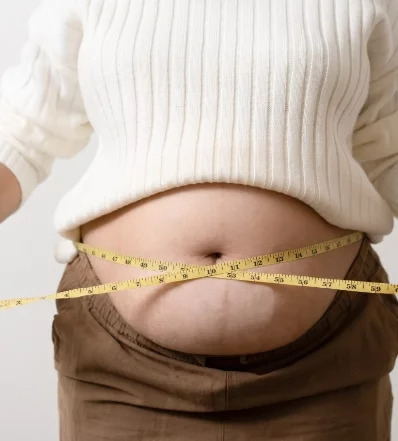 Análisis global de obesidad revela disparidades entre países de ingresos altos y bajos