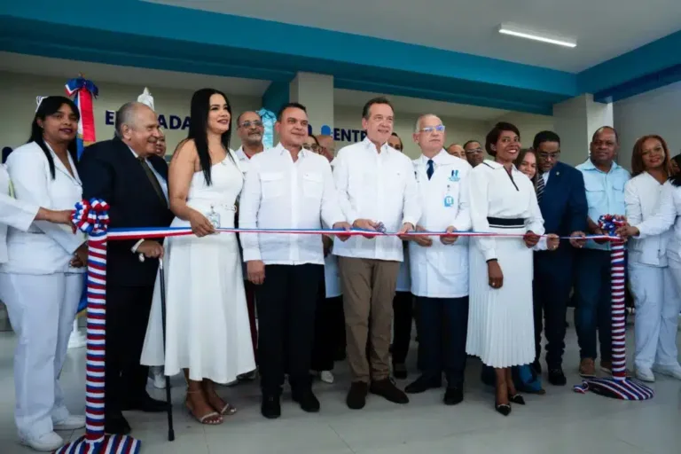 Con RD$984 millones entregan primera etapa del Hospital Vinicio Calventi