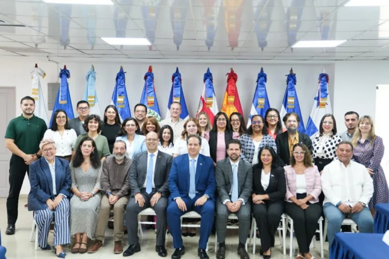 SICA busca fortalecer la evaluación de medicamentos biotecnológicos y biosimilares