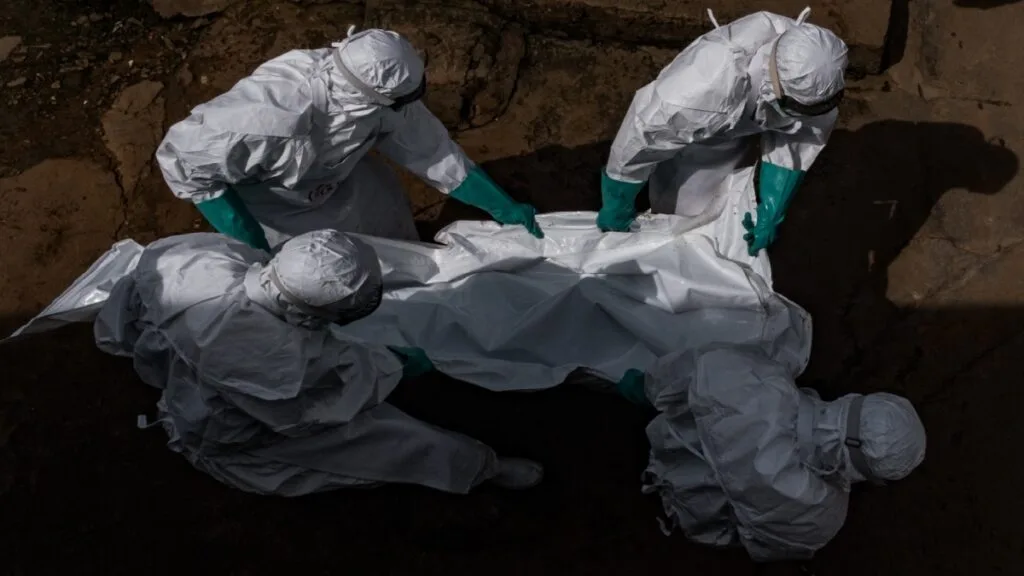 AFRICA: Brote de ébola deja ya 43 muertos y más de 263 casos