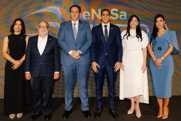 Anuncian nuevo plan ‘SeNaSa Ultra’ con 800 servicios nuevos