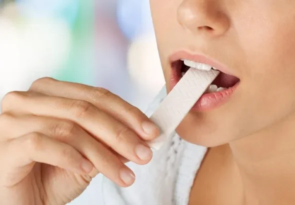 Chicles sin azúcar y corazón: 3 riesgos que revela la ciencia