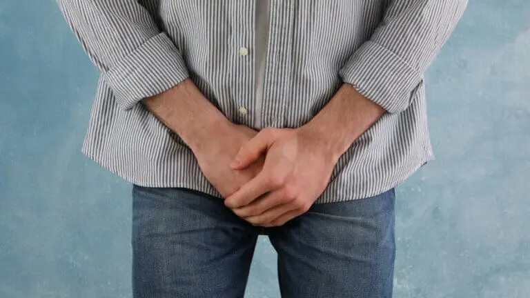 Ardor en el pene: 12 causas y cómo tratarlo