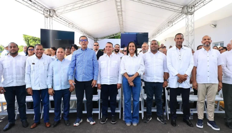 SNS fortalece servicios de salud en Bahoruco con inversión de RD$120 millones