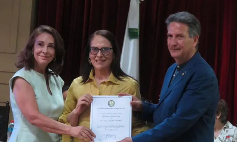 reconocida la doctora Rosa Tertulien Marichal