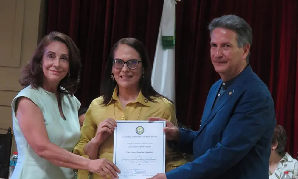 reconocida la doctora Rosa Tertulien Marichal