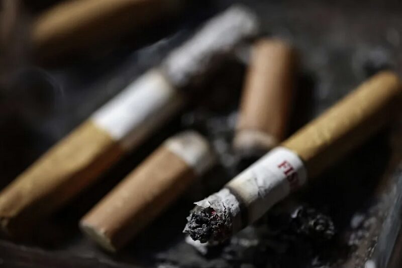 consumo de tabaco y vapeadores