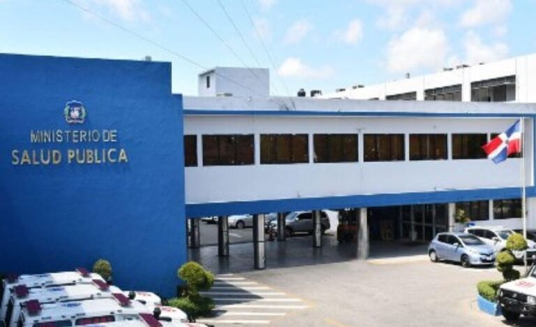 SP presenta plan fortalecer la atención médica en 3 provincias