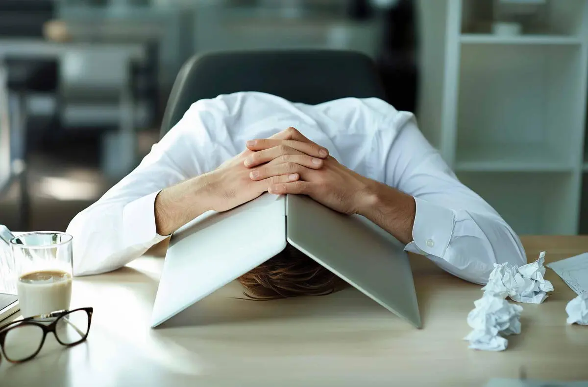 Burnout, depresión y trastornos del sueño entran al cuadro de enfermedades profesionales