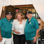 NY: Torneo golf recauda fondos futuros profesionales en salud